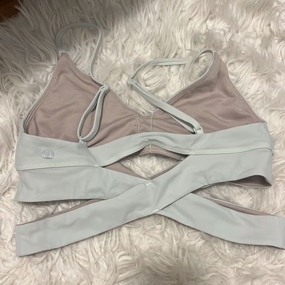 Lululemon Still Now Wrap Bra - Picture 2 of 3